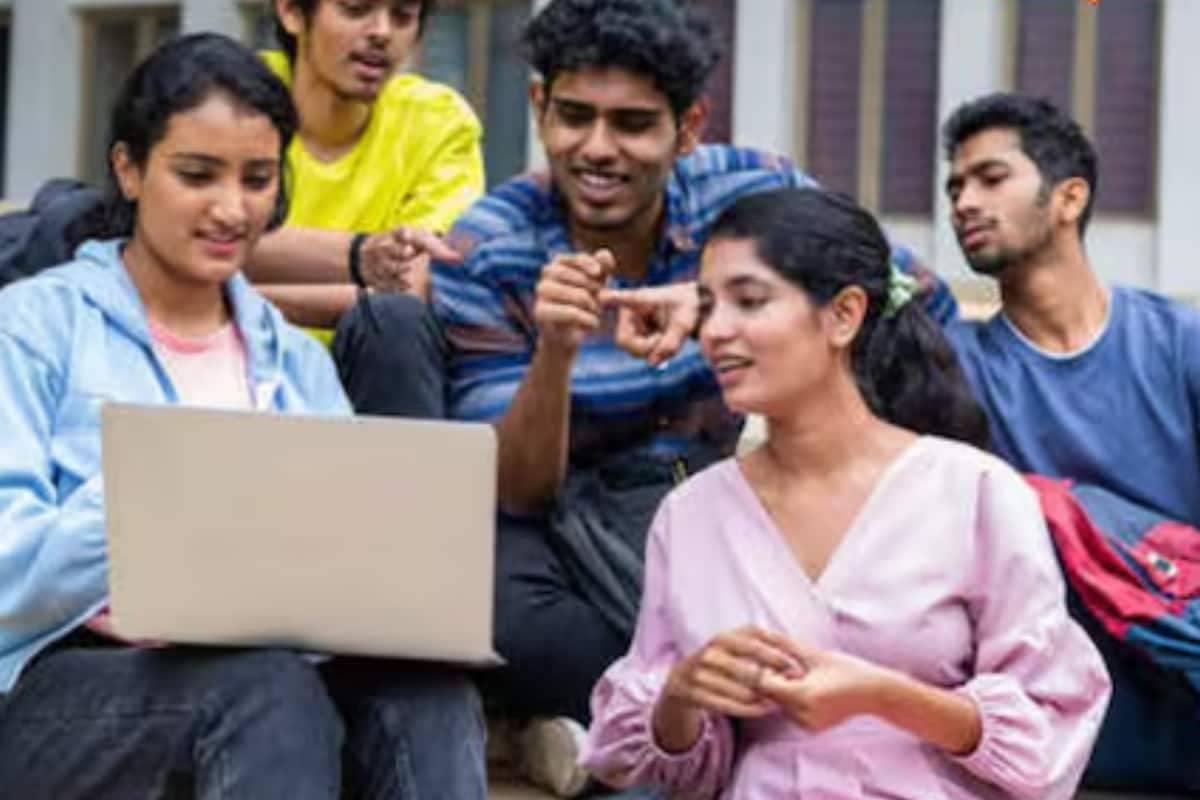 Why Do Ivy League Colleges Like Harvard Recommended Gap Year Before Admissions?